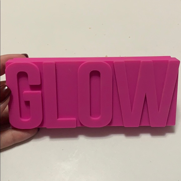 GLAMGLOW Other - 💫✨💥Glam Glow “Glow” highlighter palette!